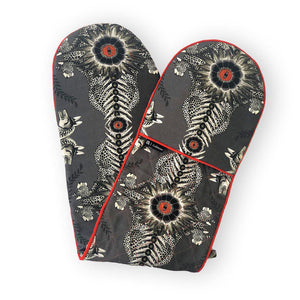 Oven Mitt Bush Bandits Ash with Orange Piping